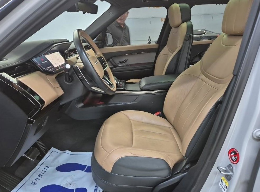 랜드로버 레인지로버 스포츠 D300 HSE 다이나믹 사진 11
