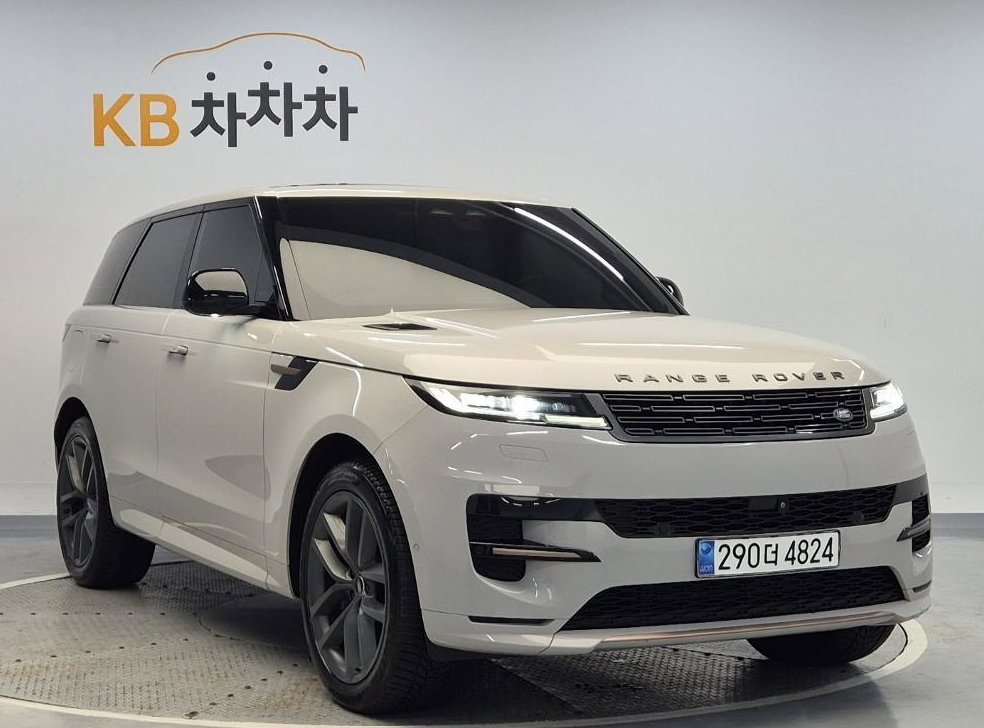 랜드로버 레인지로버 스포츠 D300 HSE 다이나믹 사진 4