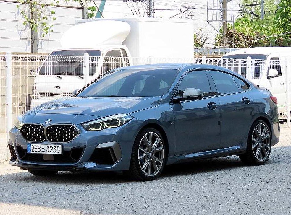 BMW 2시리즈 M235i xDrive 사진 2