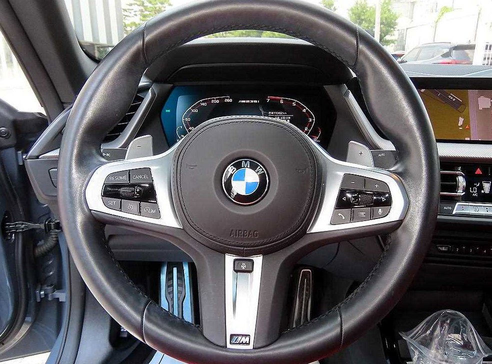 BMW 2시리즈 M235i xDrive 사진 8