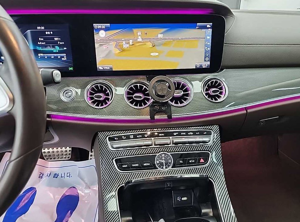 벤츠 CLS 클래스 CLS 300d AMG Line 사진 10