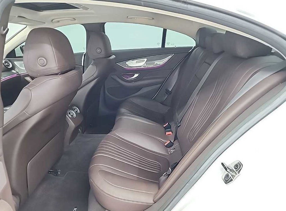 벤츠 CLS 클래스 CLS 300d AMG Line 사진 12