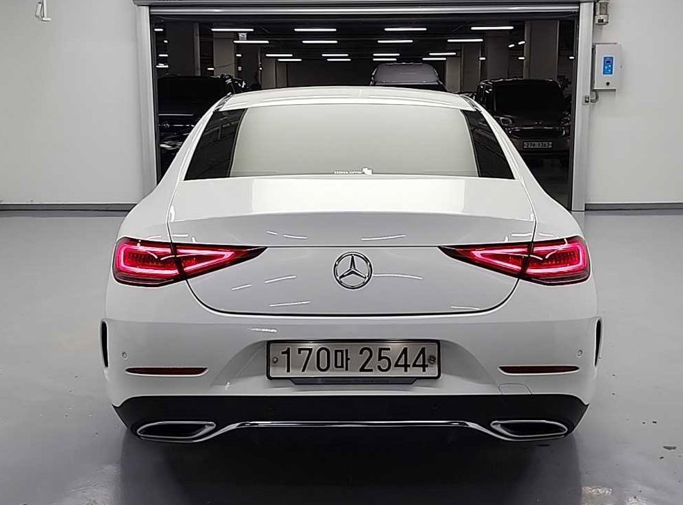 벤츠 CLS 클래스 CLS 300d AMG Line 사진 3