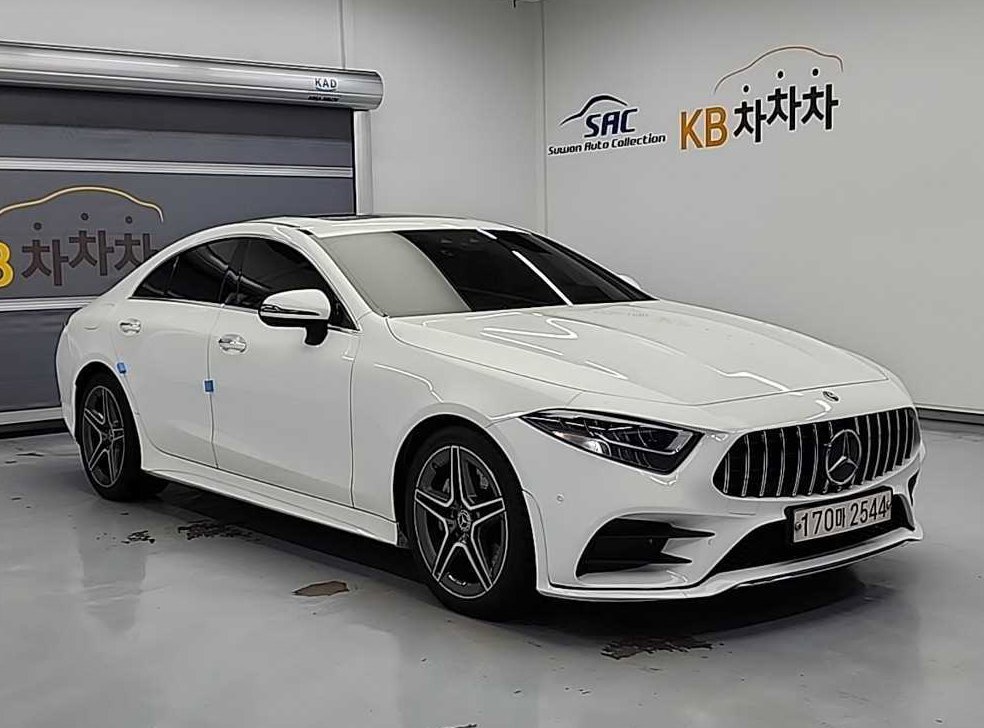 벤츠 CLS 클래스 CLS 300d AMG Line 사진 4