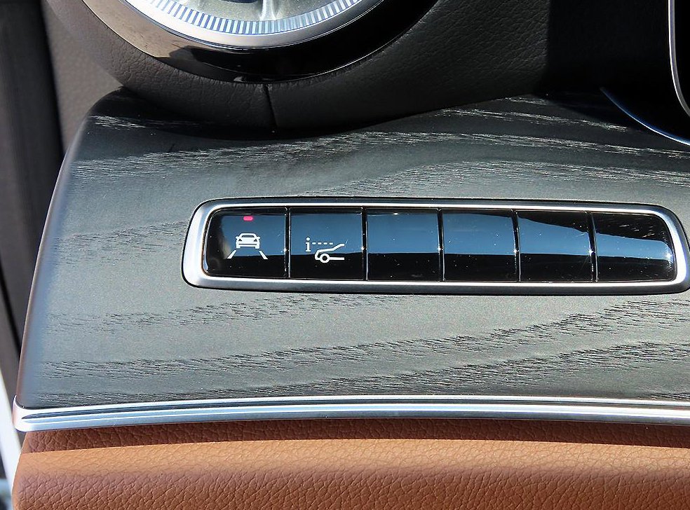 벤츠 E 클래스 E220d 카브리올레 사진 14
