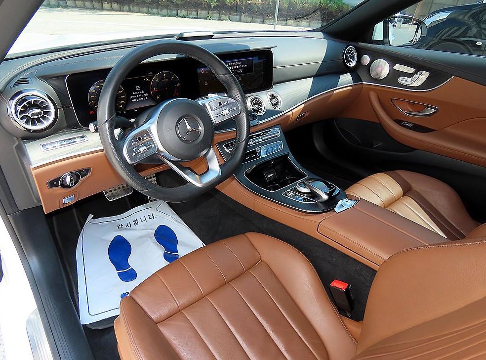 벤츠 E 클래스 E220d 카브리올레 사진 8