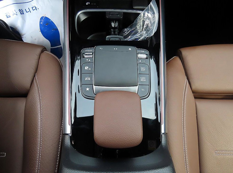 벤츠 GLA 클래스 GLA250 4MATIC 사진 12