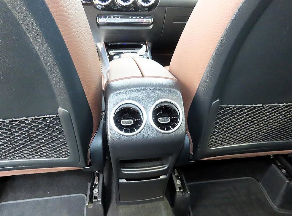 벤츠 GLA 클래스 GLA250 4MATIC 사진 15