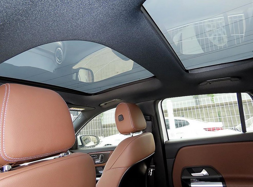 벤츠 GLA 클래스 GLA250 4MATIC 사진 16