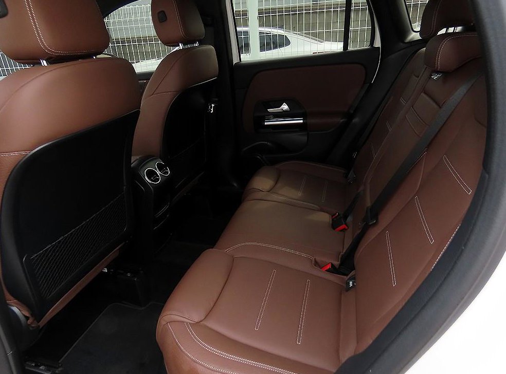벤츠 GLA 클래스 GLA250 4MATIC 사진 6