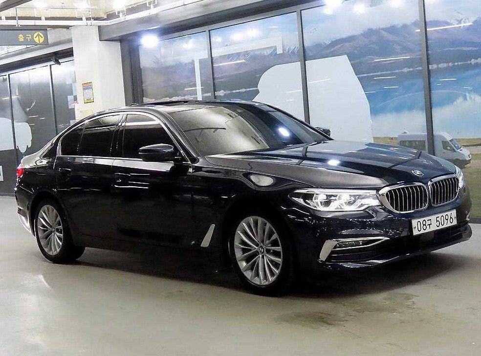 BMW 5시리즈 520d 럭셔리 플러스