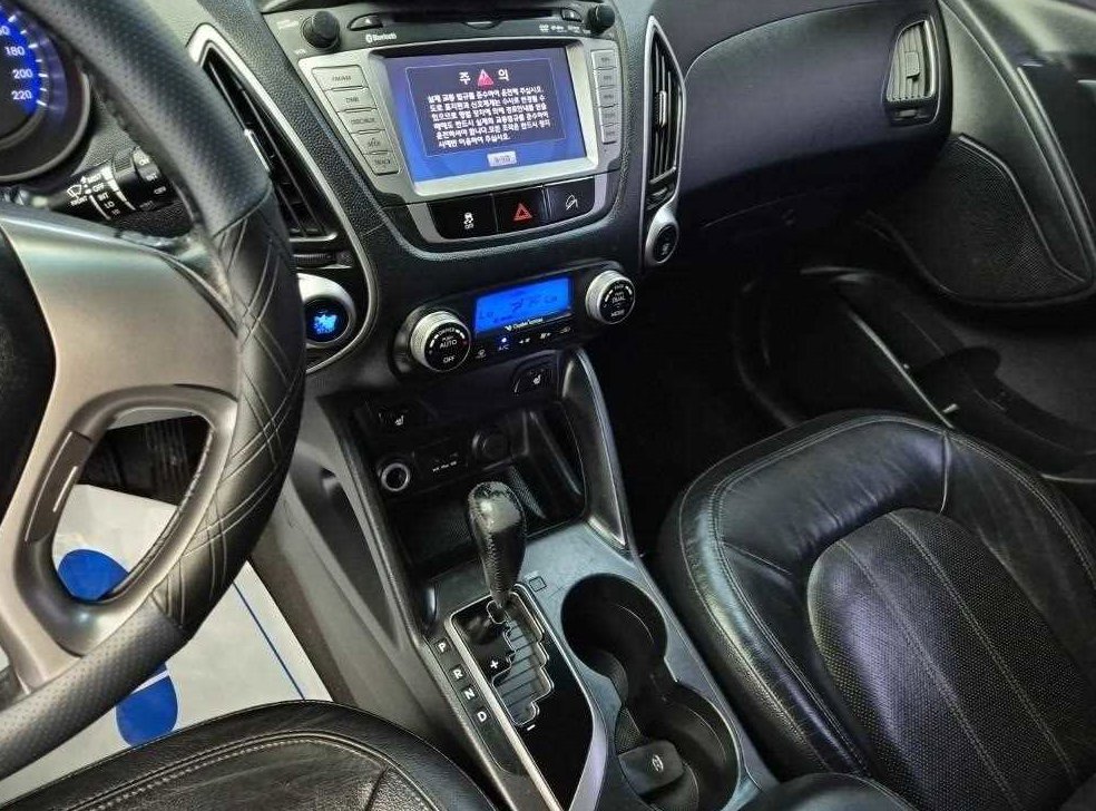 현대 투싼 2WD VGT LX20 사진 10