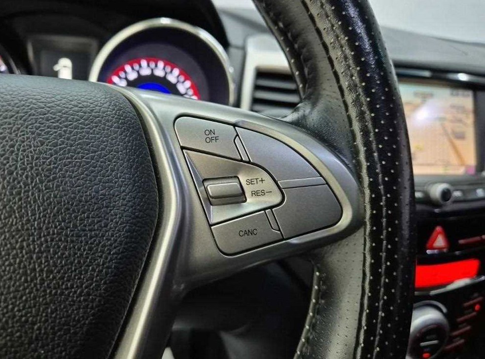 KG모빌리티(쌍용)  티볼리 가솔린 2WD 1.6 LX 사진 15