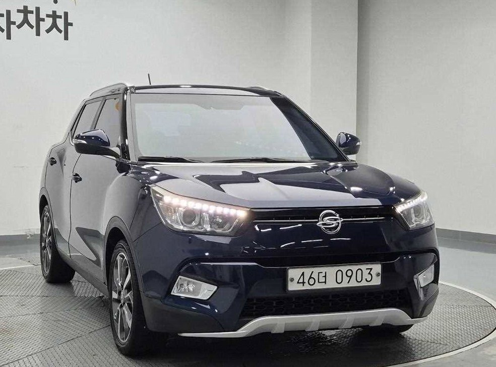 KG모빌리티(쌍용)  티볼리 가솔린 2WD 1.6 LX 사진 4