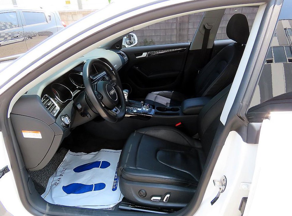 아우디 A5 35 TDI 콰트로 스포츠백 사진 5
