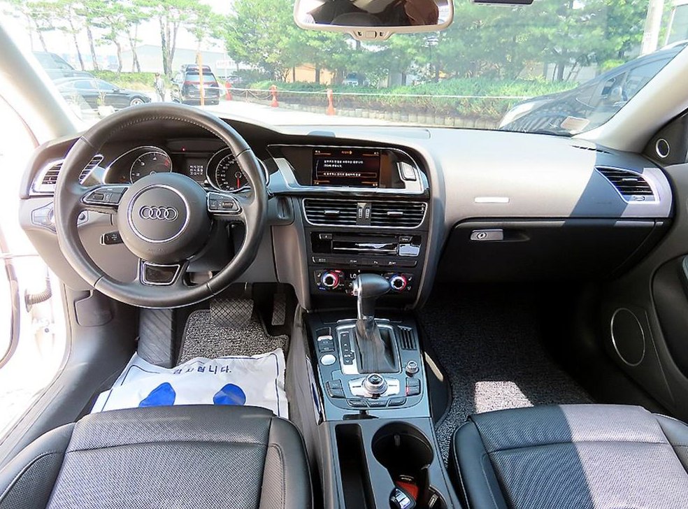 아우디 A5 35 TDI 콰트로 스포츠백 사진 7
