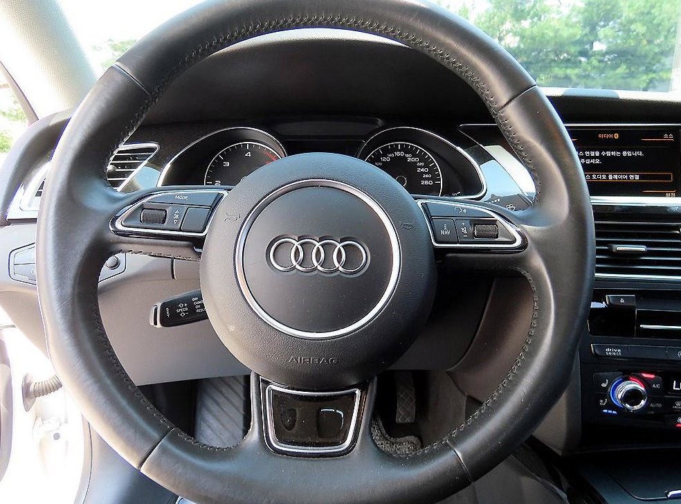 아우디 A5 35 TDI 콰트로 스포츠백 사진 8