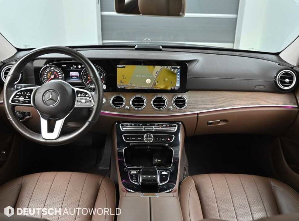 벤츠 E 클래스 E220d 4MATIC 익스클루시브 사진 7