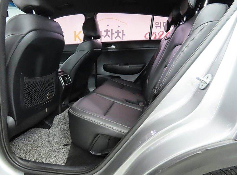 기아 스포티지 2.0 디젤 2WD 사진 6