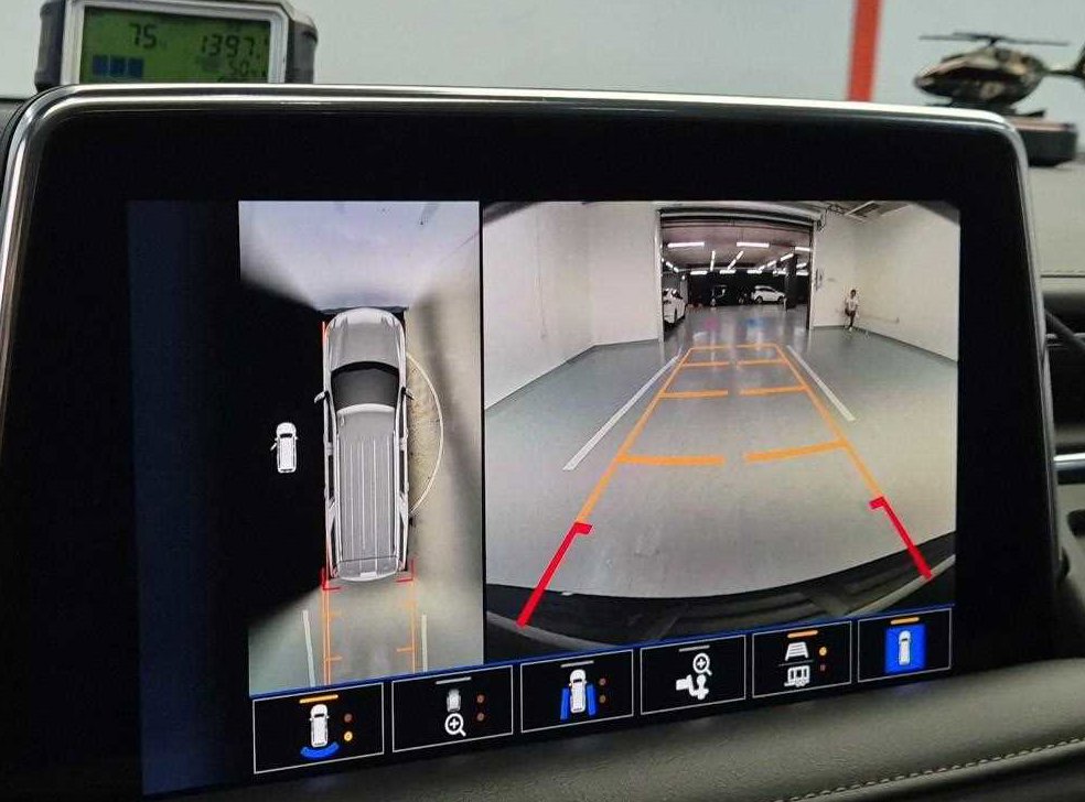쉐보레 타호 6.2 다크나이트 4WD 사진 15