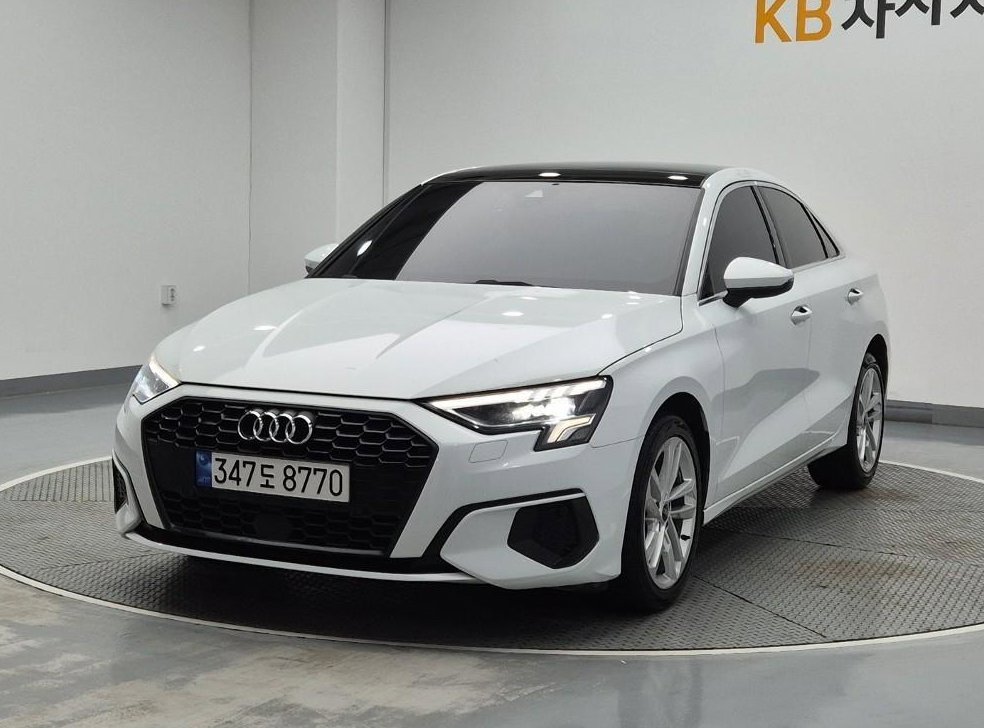 아우디 A3 40 TFSI