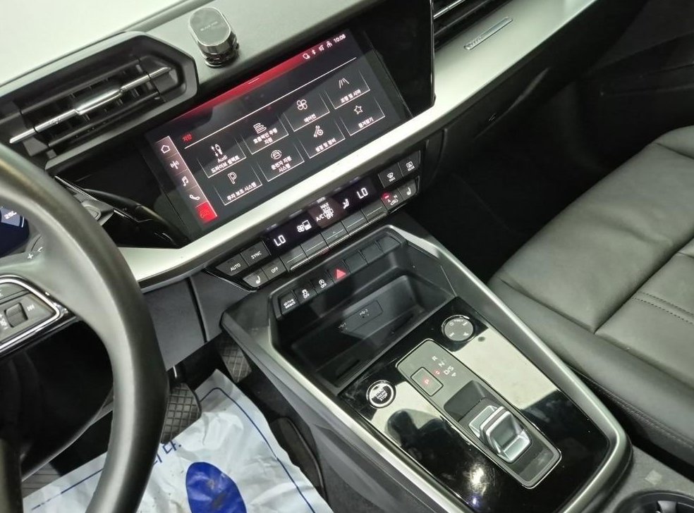 아우디 A3 40 TFSI 사진 10