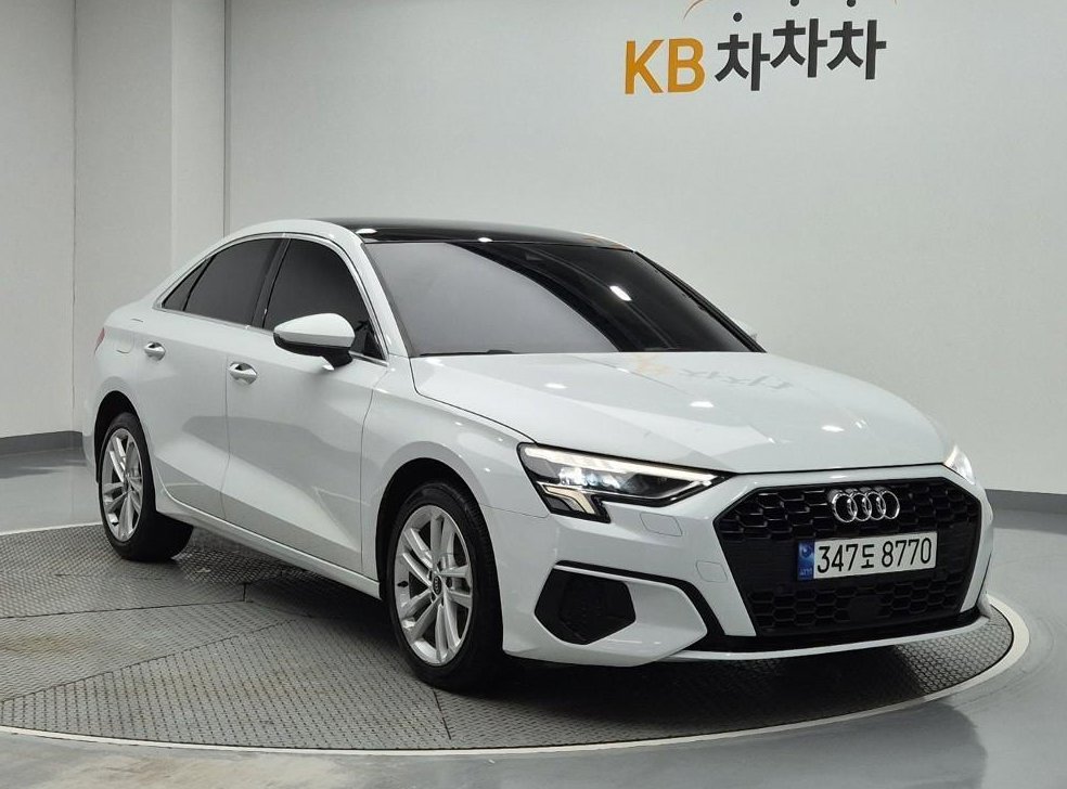 아우디 A3 40 TFSI 사진 4