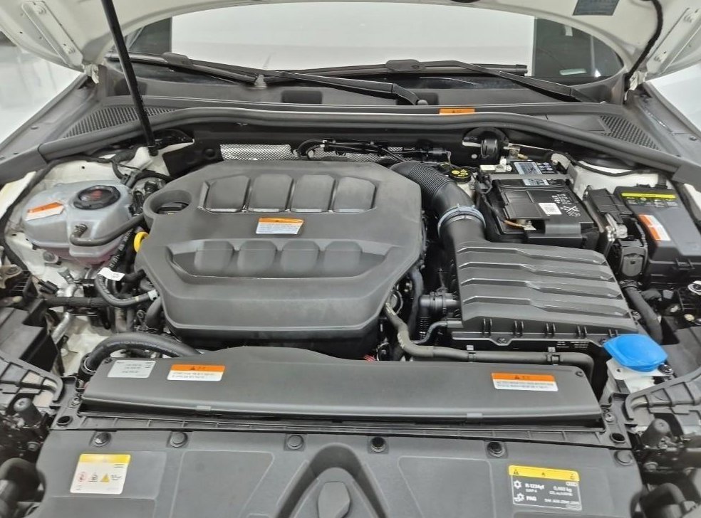아우디 A3 40 TFSI 사진 5