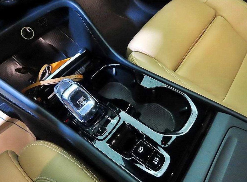 볼보 XC40 B4 AWD 인스크립션 사진 12