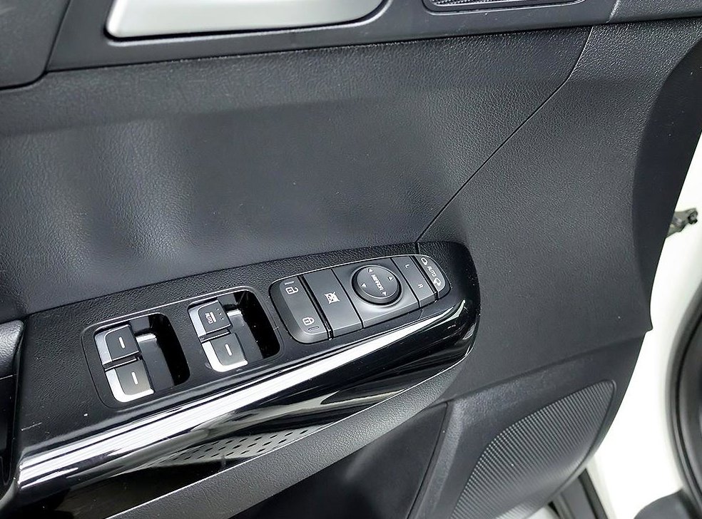기아 스포티지 2.0 디젤 2WD 사진 13