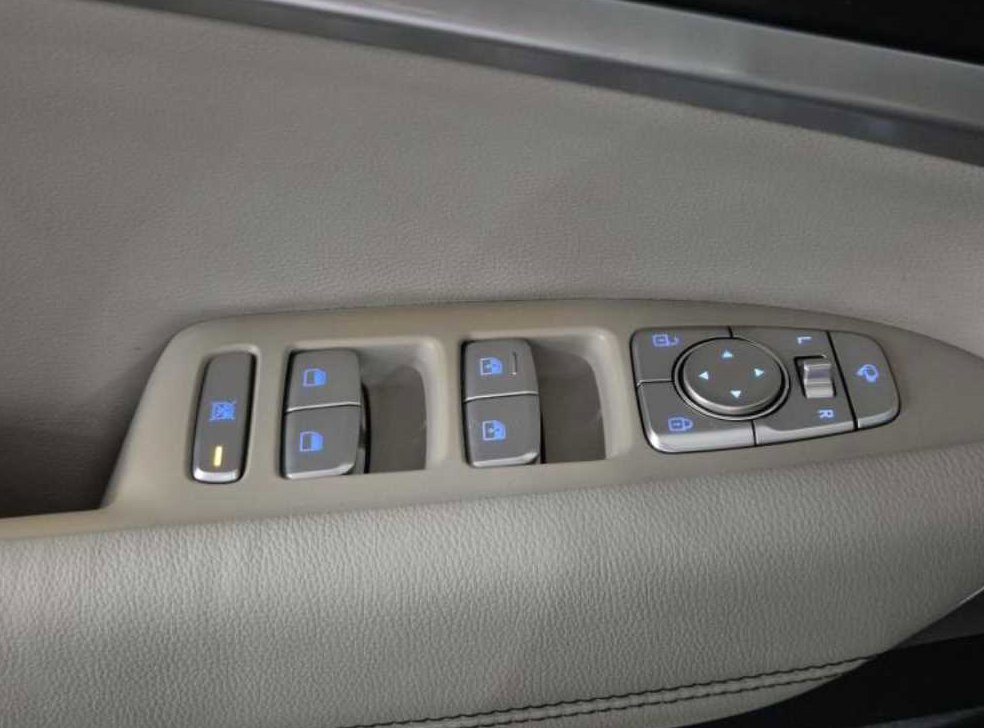제네시스 G70 2.0T 사진 14