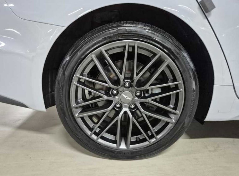 제네시스 G70 2.0T 사진 7