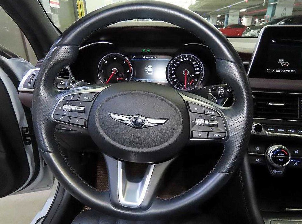 제네시스 G70 2.2D AWD 사진 8