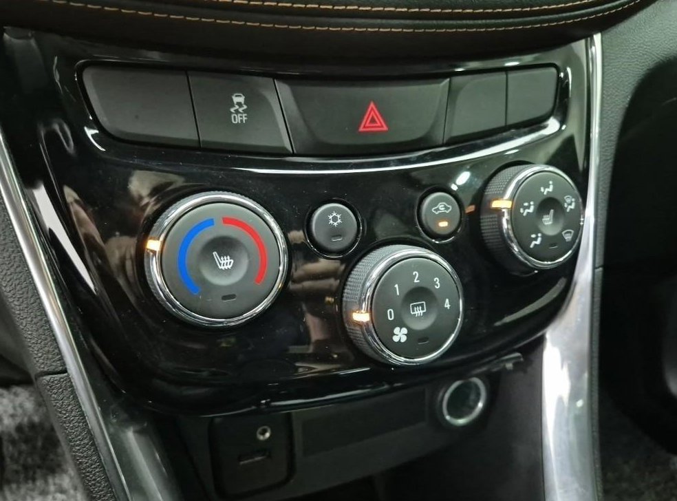 쉐보레 트랙스 디젤 1.6 LTZ 사진 16