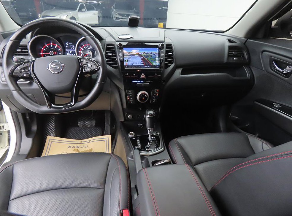 KG모빌리티(쌍용)  티볼리 4WD 가솔린 1.6 IX 사진 7