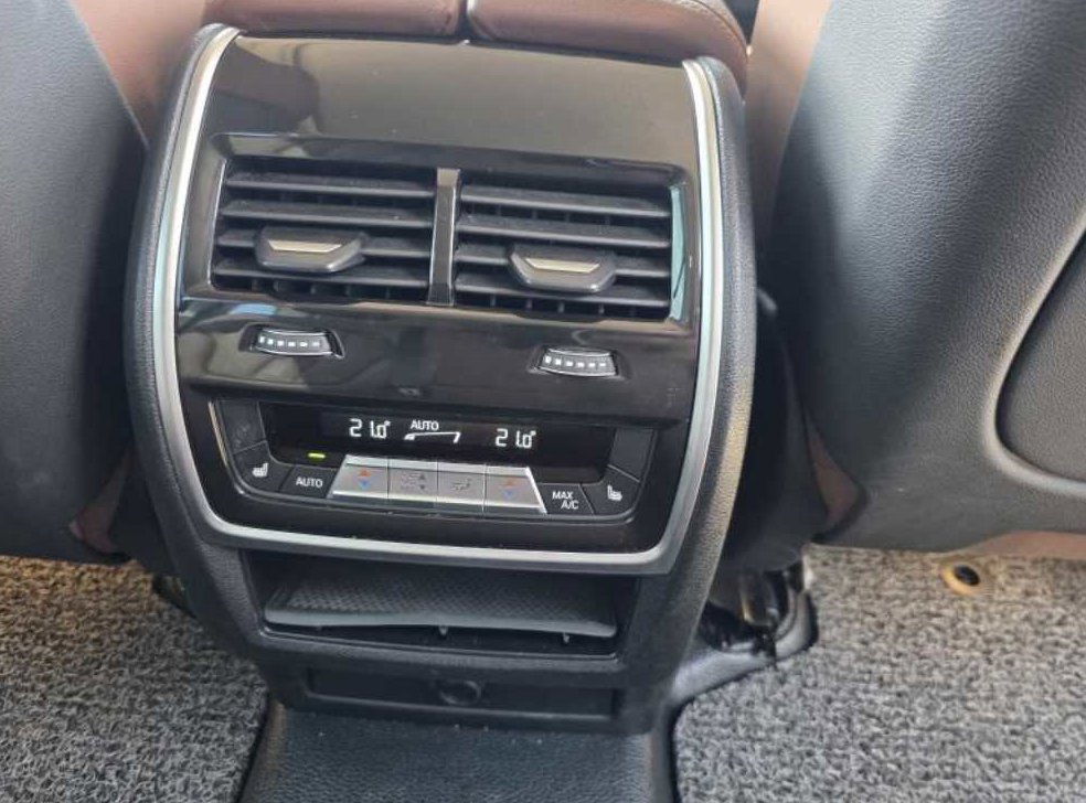 BMW X5 xDrive 40i xLine 사진 7